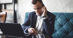 Les risques liés à la sécurité mobile sont à la hausse, mais les employeurs continuent de faire des économies