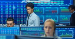Les solutions de détection de fraude peuvent-elles fournir les outils d’authentification, de risque et de conformité dont les banques et les assureurs ont besoin?