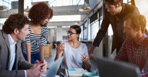 Comment expliquer la cybersécurité et améliorer le comportement des utilisateurs en même temps